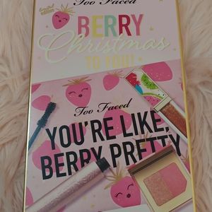 💖FIRM! NWT TOO FACED BERRY CHRISTMAS TO YOU LIMITED EDITION BOX SET